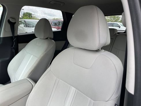 Used 2025 Hyundai Tucson SEL FWD image 24