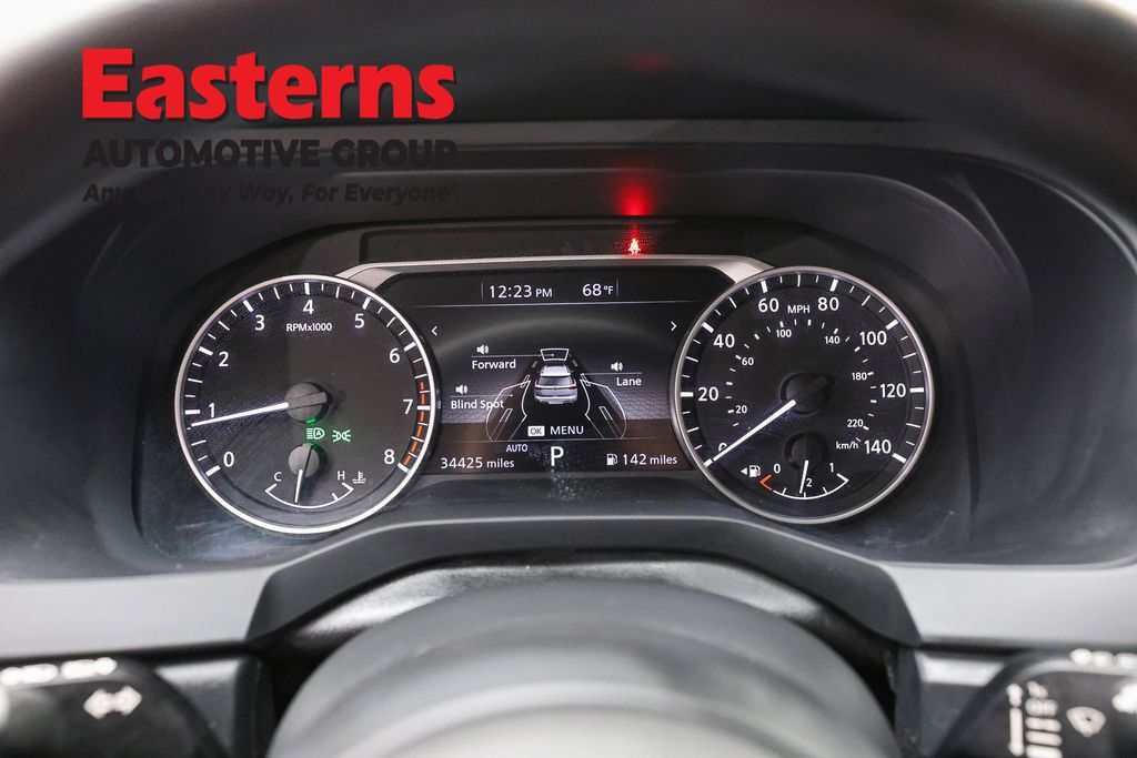 Used 2023 Nissan Pathfinder S AWD/4WD image 20