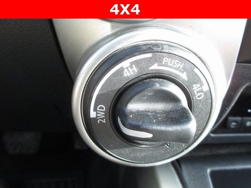 Used 2019 Nissan Titan PRO-4X w/ Pro-4x Utility Package image 25