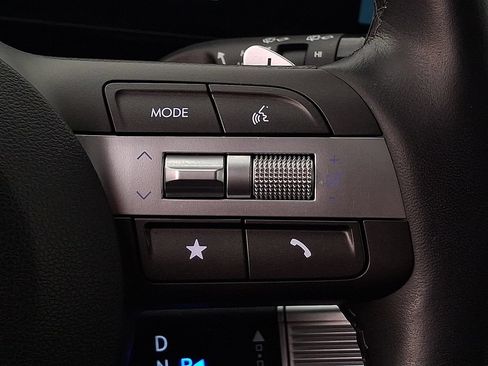 Used 2024 Hyundai Kona Limited AWD/4WD image 17