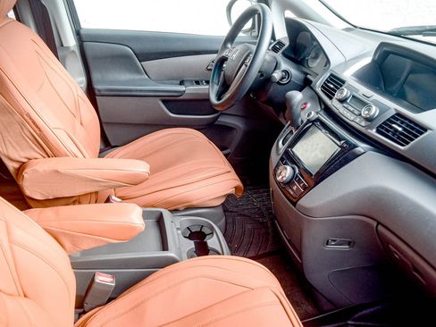 Used 2015 Honda Odyssey EX image 19