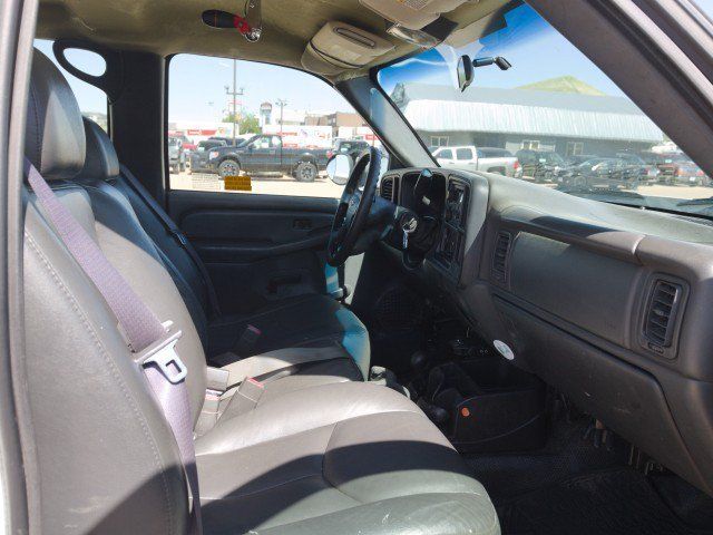 Used 2006 Chevrolet Silverado 3500 4x4 Crew Cab w/ Heavy-Duty Power Package image 31
