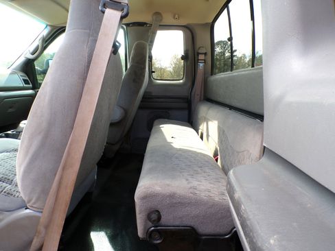 Used 1999 Ford F250 Lariat image 33