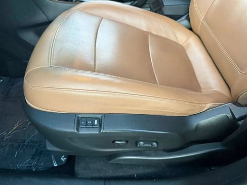 Used 2017 Buick Encore Essence FWD image 13