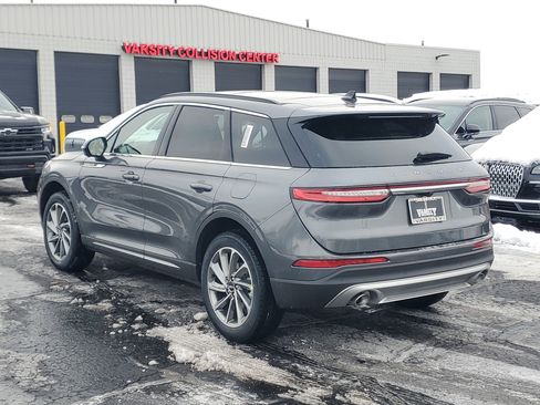 New 2026 Lincoln Corsair Premiere image 3