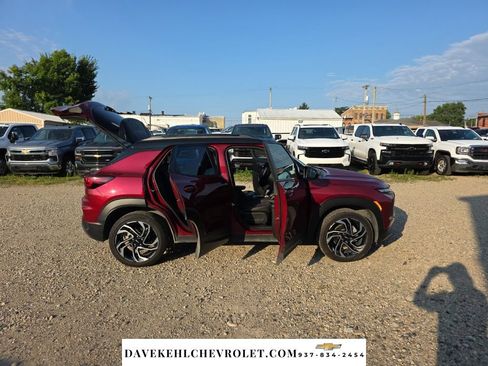Used 2025 Chevrolet TrailBlazer RS w/ Convenience Package AWD/4WD image 35