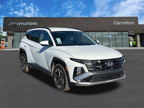 New 2025 Hyundai Tucson SEL image 3