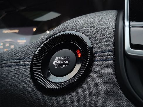 New 2026 Jeep Compass Latitude image 18