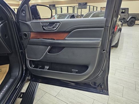 Used 2021 Lincoln Navigator L Reserve image 43