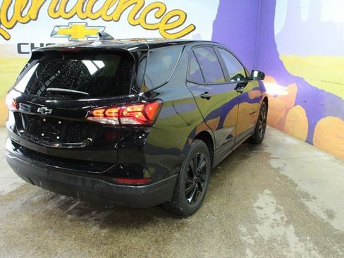 Used 2023 Chevrolet Equinox LS w/ LS Convenience Package image 7