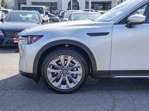 Used 2024 MAZDA CX-90 3.3 Turbo w/ Premium Package AWD/4WD image 9