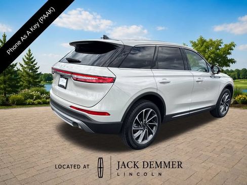 Used 2024 Lincoln Corsair AWD w/ Equipment Group 101A image 7