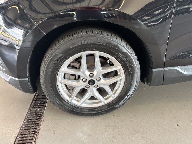 Used 2023 Ford Edge SEL AWD/4WD image 10