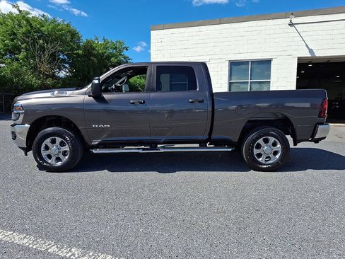 Used 2026 RAM 2500 Big Horn AWD/4WD image 8