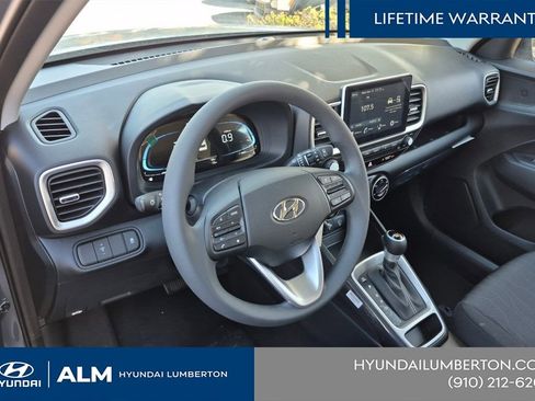 New 2026 Hyundai Venue SE FWD image 14