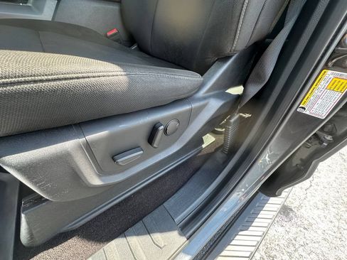Used 2019 Ford F150 XLT w/ Equipment Group 302A Luxury AWD/4WD image 29