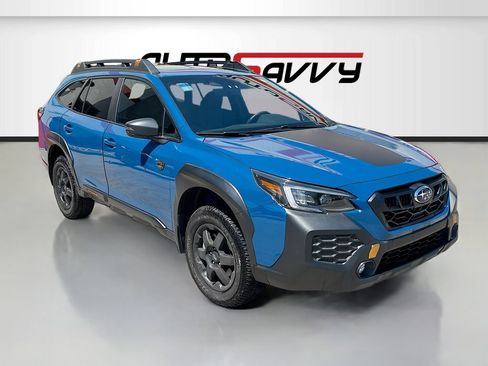 Used 2025 Subaru Outback Wilderness AWD/4WD image 1