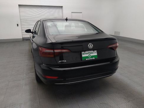 Used 2019 Volkswagen Jetta SE FWD image 6