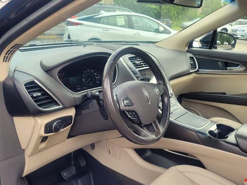 Used 2017 Lincoln MKX Reserve AWD/4WD image 13