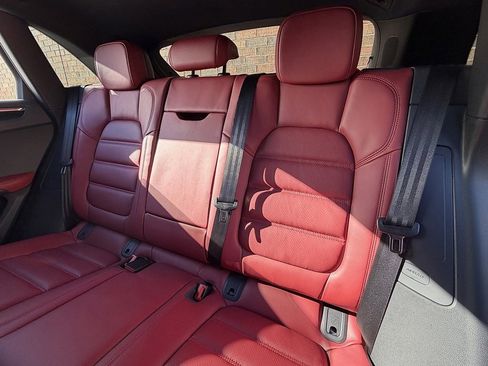 New 2026 Porsche Macan S image 18