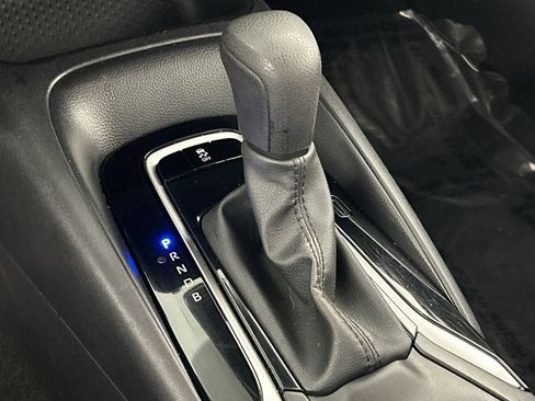 Used 2024 Toyota Corolla LE image 15