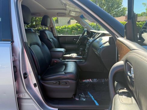 Used 2016 INFINITI QX80 4WD w/ Driver's Assistance Package image 30