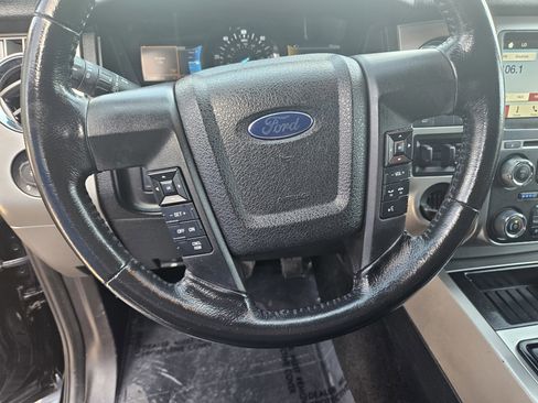 Used 2016 Ford Expedition XLT w/ Equipment Group 202A image 10