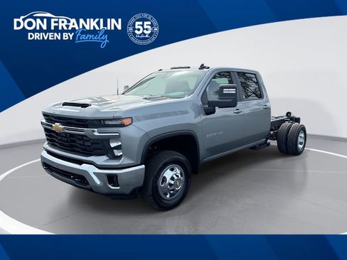 New 2026 Chevrolet Silverado 3500 LT w/ Convenience Package image 1