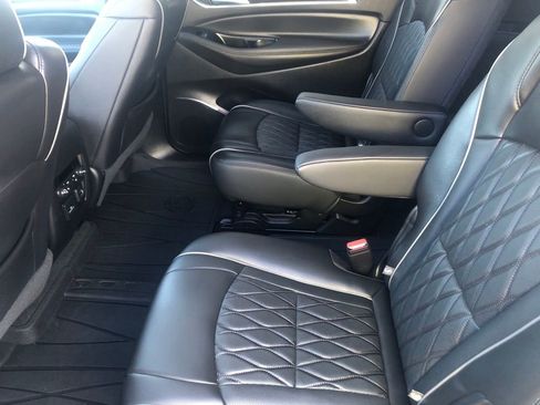 Used 2023 Buick Enclave Avenir w/ Avenir Technology Package AWD/4WD image 11