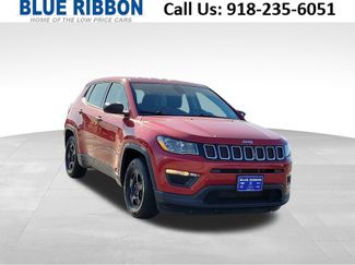 Used 2019 Jeep Compass Sport video 1