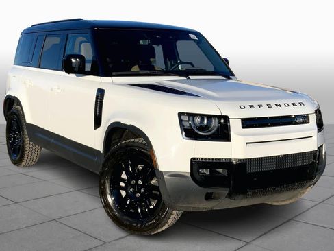 New 2026 Land Rover Defender 110 S image 2