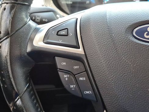 Used 2023 Ford Edge Titanium AWD/4WD image 11