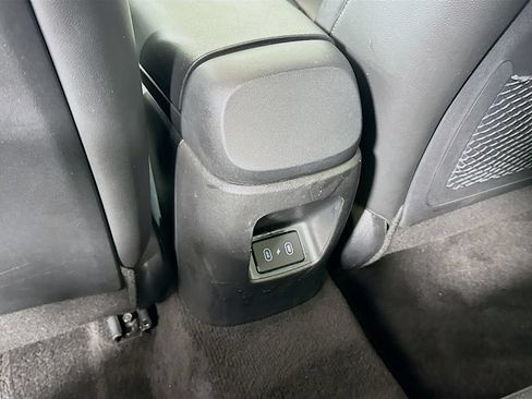 Used 2024 Hyundai Elantra Limited FWD image 26