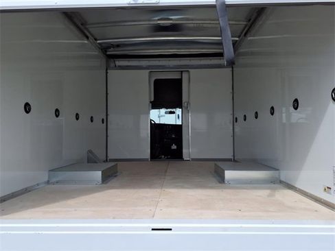 New 2025 Chevrolet Express 3500 w/ Power Convenience Package image 5