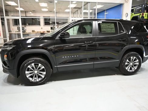 New 2026 Chevrolet Equinox LT w/ Convenience Package II image 7