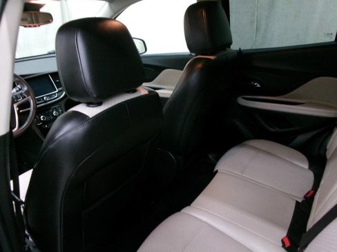 Used 2020 Buick Encore Preferred w/ Safety Package image 15