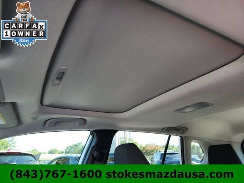 Used 2023 Toyota Corolla Cross LE w/ Moonroof Package FWD image 3