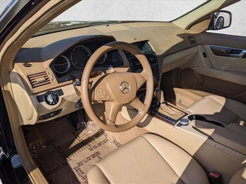 Used 2008 Mercedes-Benz C 300 Luxury image 10