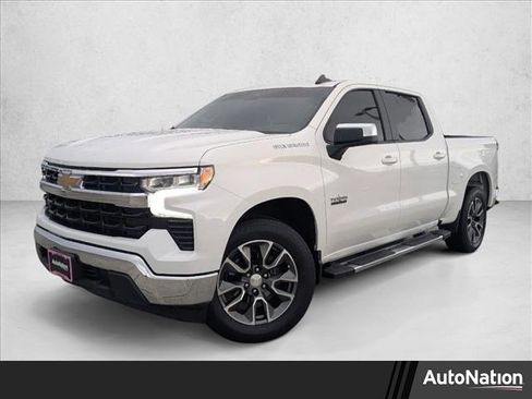 Used 2022 Chevrolet Silverado 1500 LT image 1