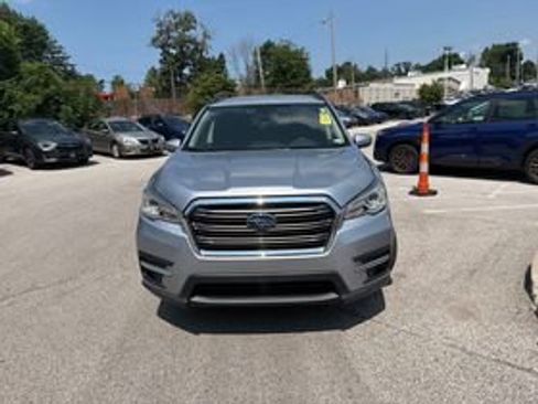 Used 2021 Subaru Ascent Premium w/ Convenience Package AWD/4WD image 3