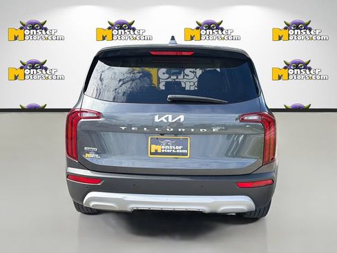 Used 2022 Kia Telluride LX AWD/4WD image 6