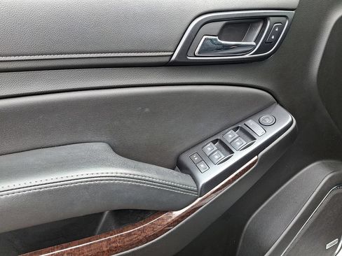 Used 2019 GMC Yukon SLE w/ Convenience Package AWD/4WD image 15