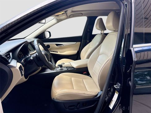 Used 2020 INFINITI QX50 Luxe FWD image 19