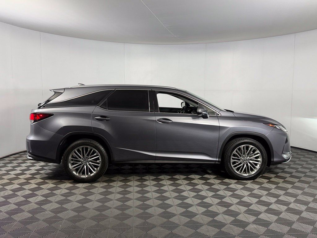 Used 2020 Lexus RX 350L Luxury w/ Accessory Package FWD image 4