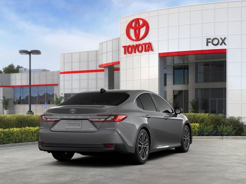 New 2026 Toyota Camry XLE AWD/4WD image 32