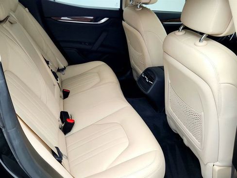 Used 2019 Maserati Ghibli S image 26