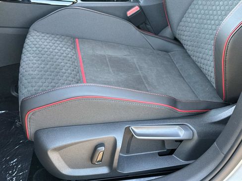 New 2026 Volkswagen GTI SE image 18