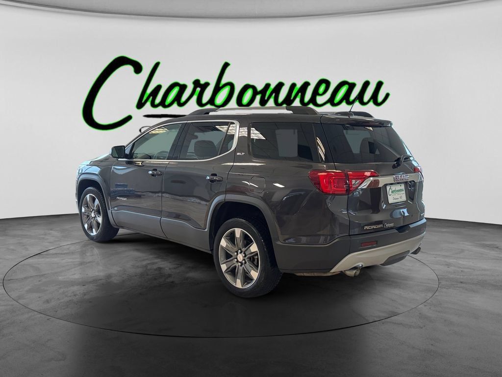 Used 2017 GMC Acadia SLT AWD/4WD image 3