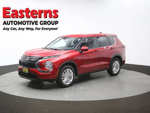 Used 2024 Mitsubishi Outlander ES AWD/4WD image 55