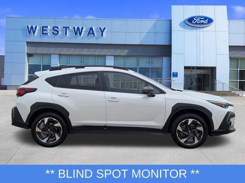 Used 2024 Subaru Crosstrek 2.5i Limited w/ Crosstrek Mirror Package AWD/4WD image 2